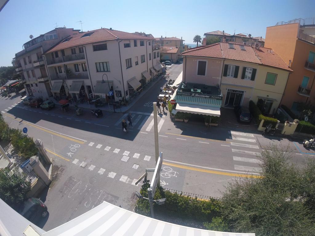 Hotel Milton Marina di Pietrasanta Exterior photo