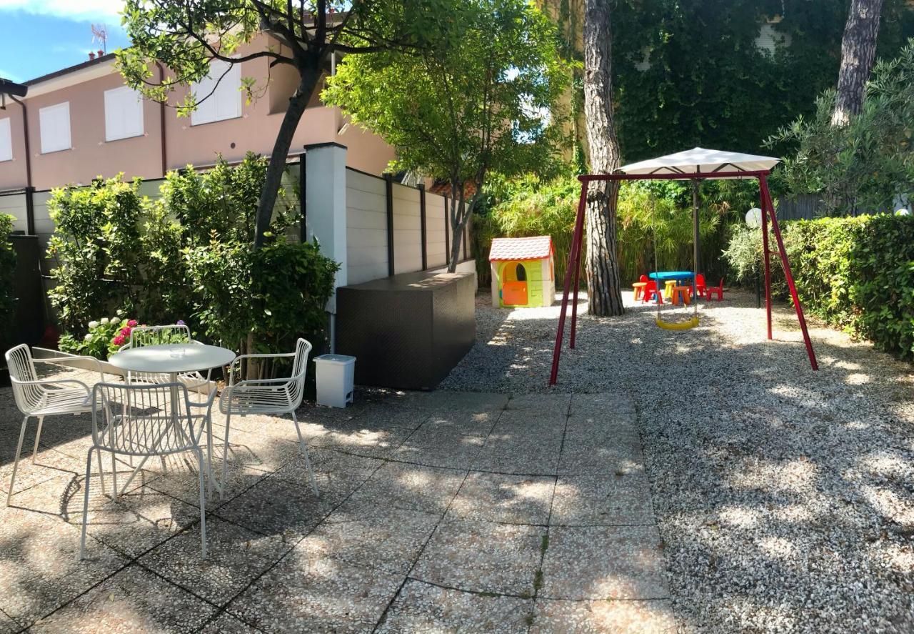 Hotel Milton Marina di Pietrasanta Exterior photo